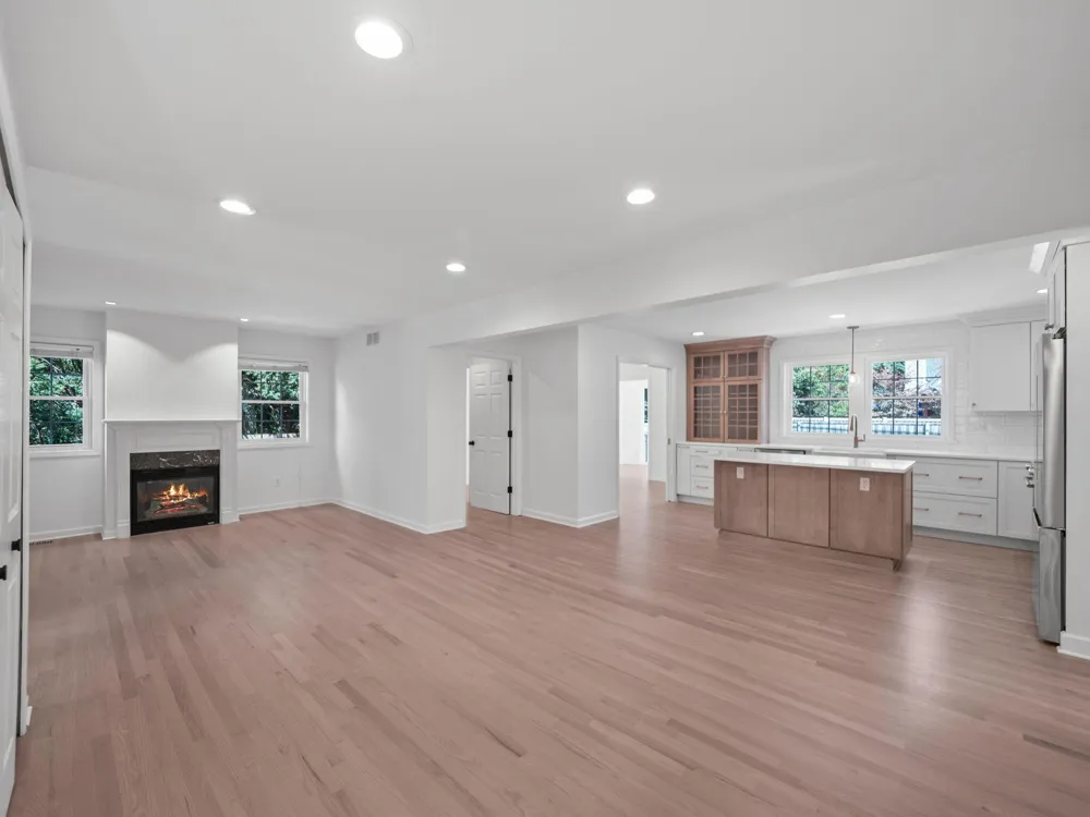 650 W Lincoln Street Birmingham, MI 48009