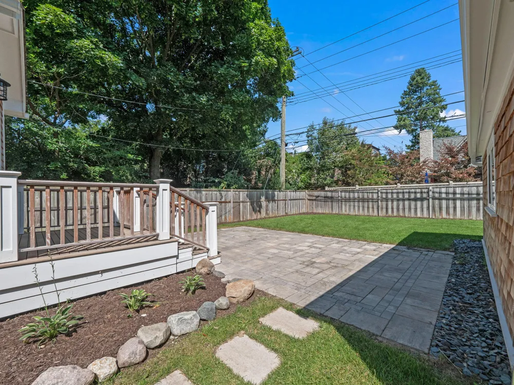 650 W Lincoln Street Birmingham, MI 48009