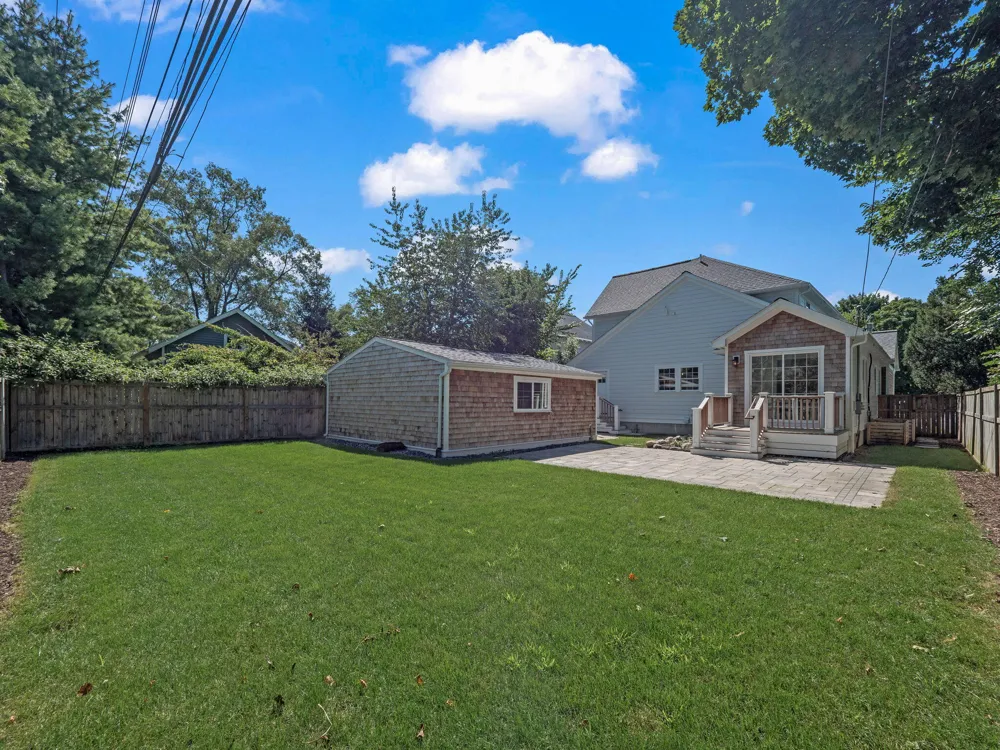 650 W Lincoln Street Birmingham, MI 48009