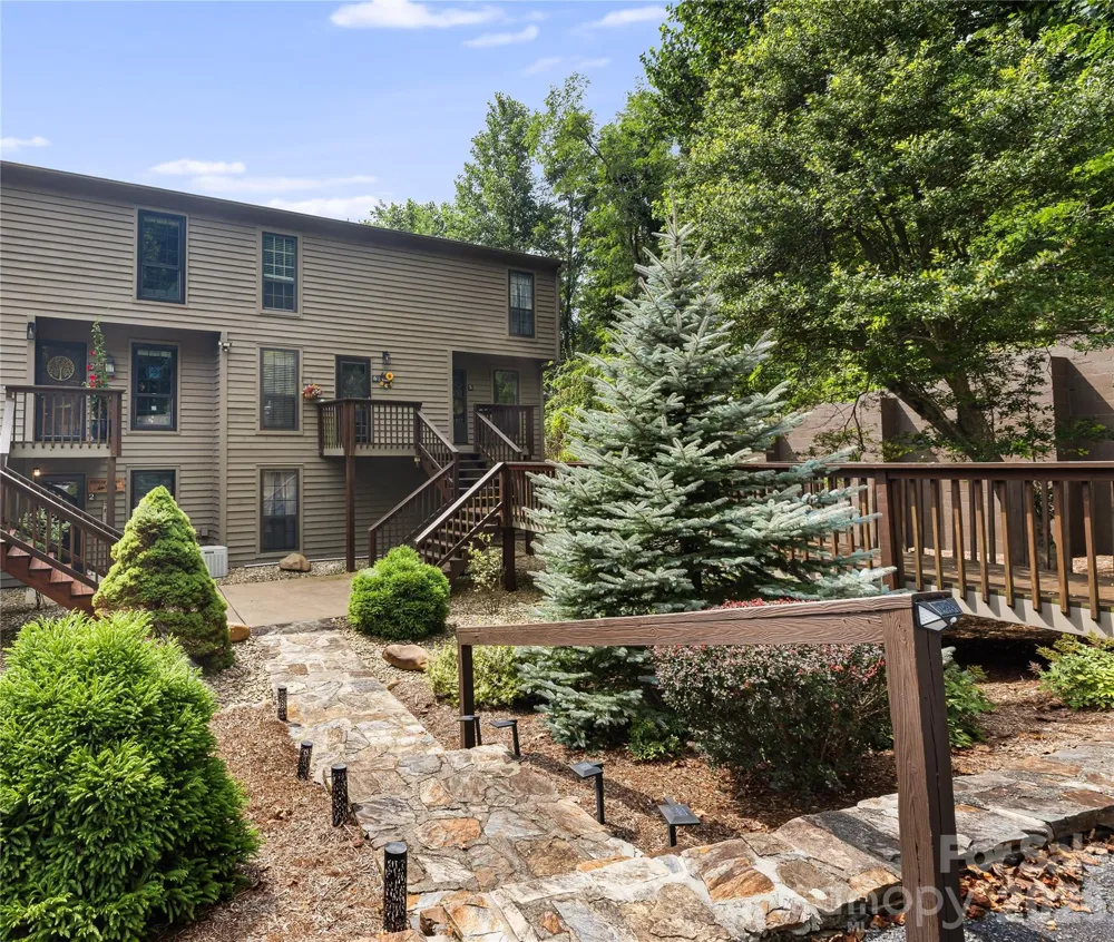 2881 White Oak Mountain Road #1A Columbus, NC 28722