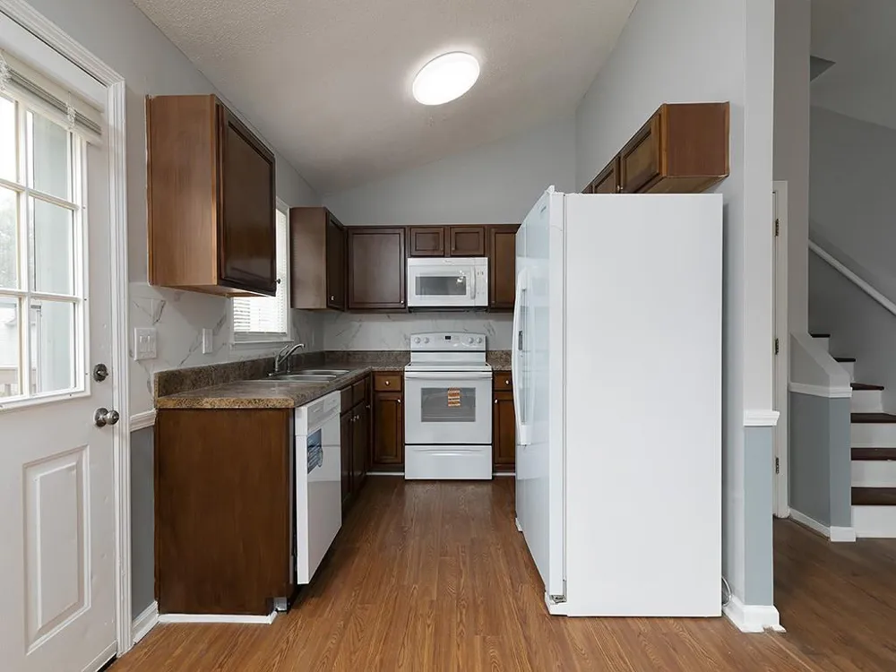 16 Huntcliff Drive Cartersville, GA 30121
