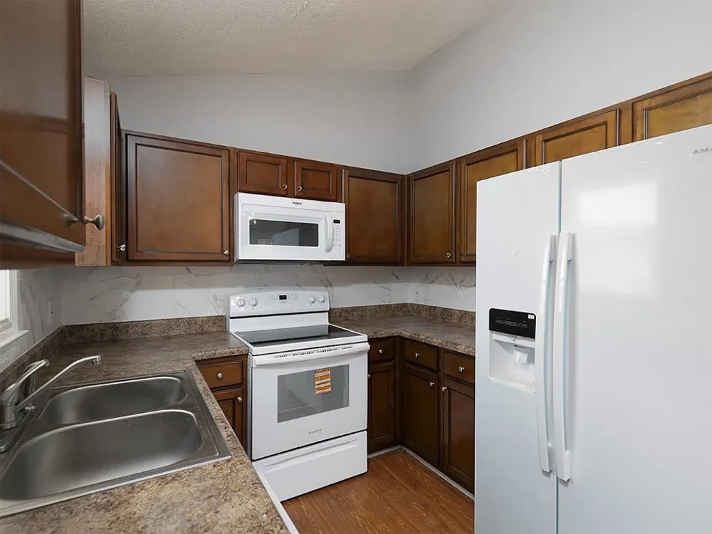 16 Huntcliff Drive Cartersville, GA 30121