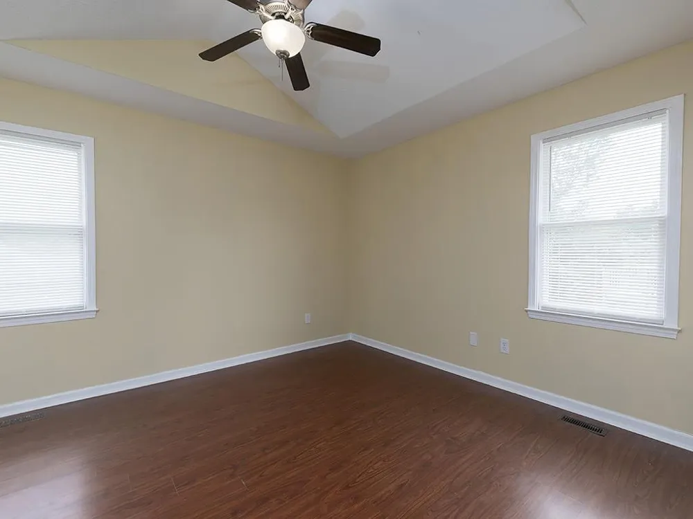 16 Huntcliff Drive Cartersville, GA 30121
