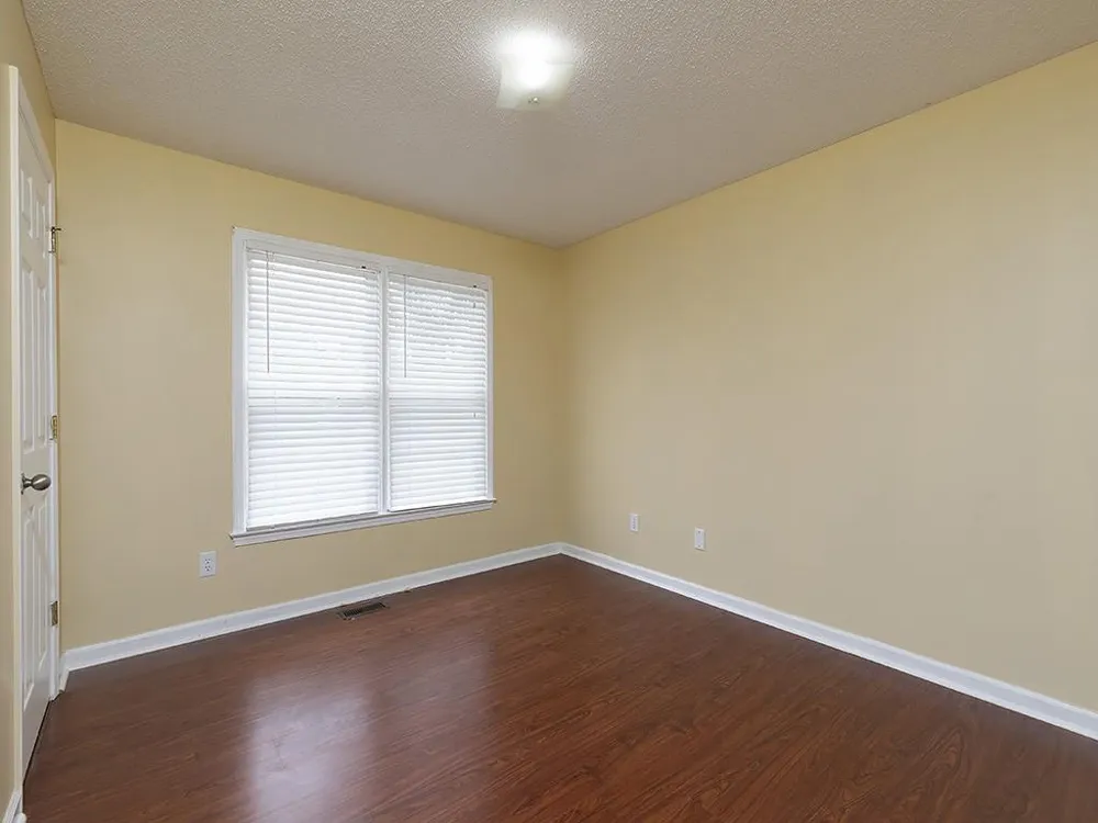 16 Huntcliff Drive Cartersville, GA 30121