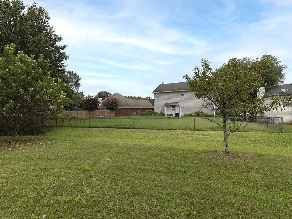16 Huntcliff Drive Cartersville, GA 30121