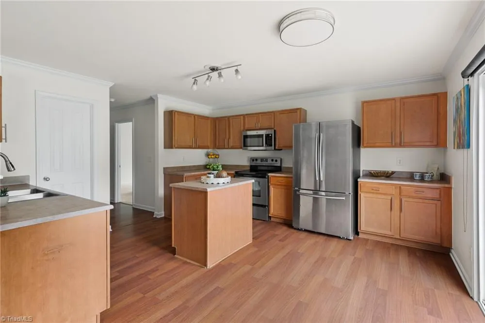 610 Collington Drive Mebane, NC 27302
