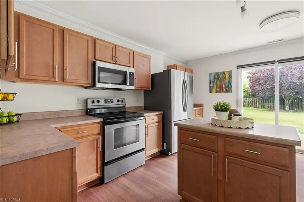 610 Collington Drive Mebane, NC 27302
