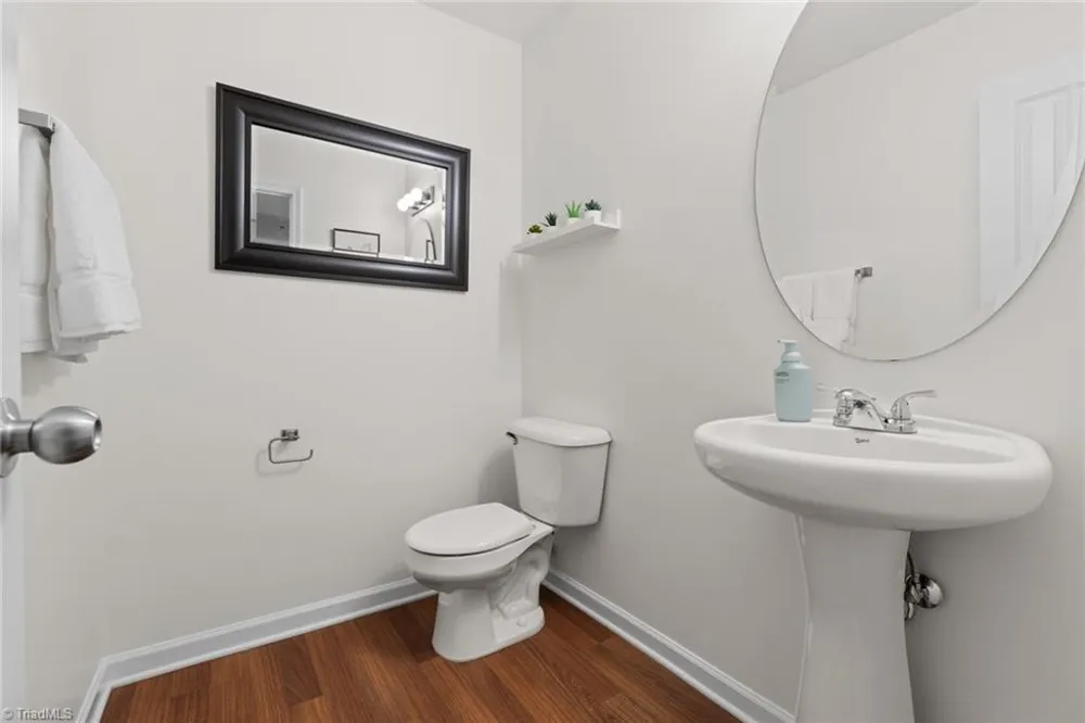 610 Collington Drive Mebane, NC 27302