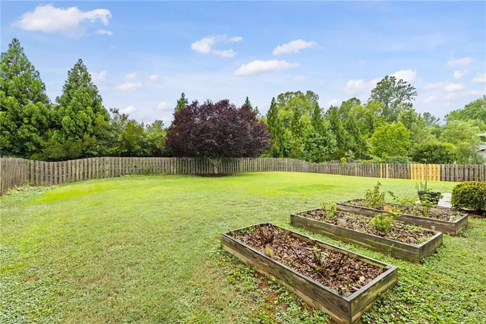 610 Collington Drive Mebane, NC 27302