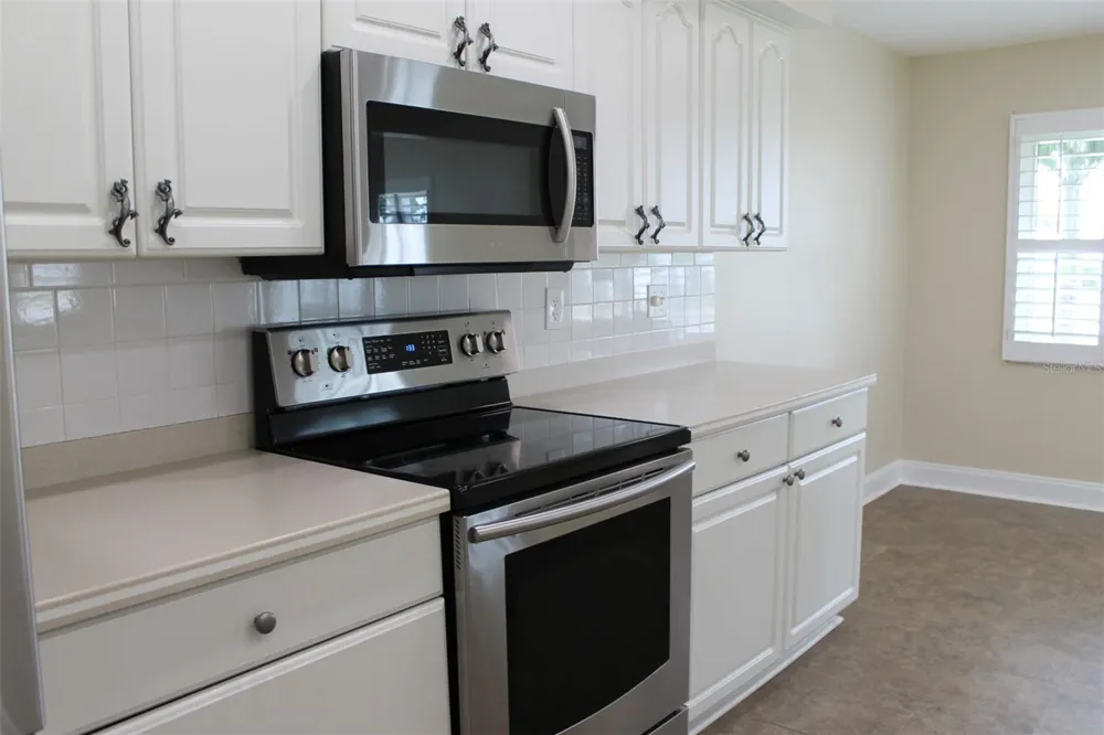 9045 40TH STREET Pinellas Park, FL 33782