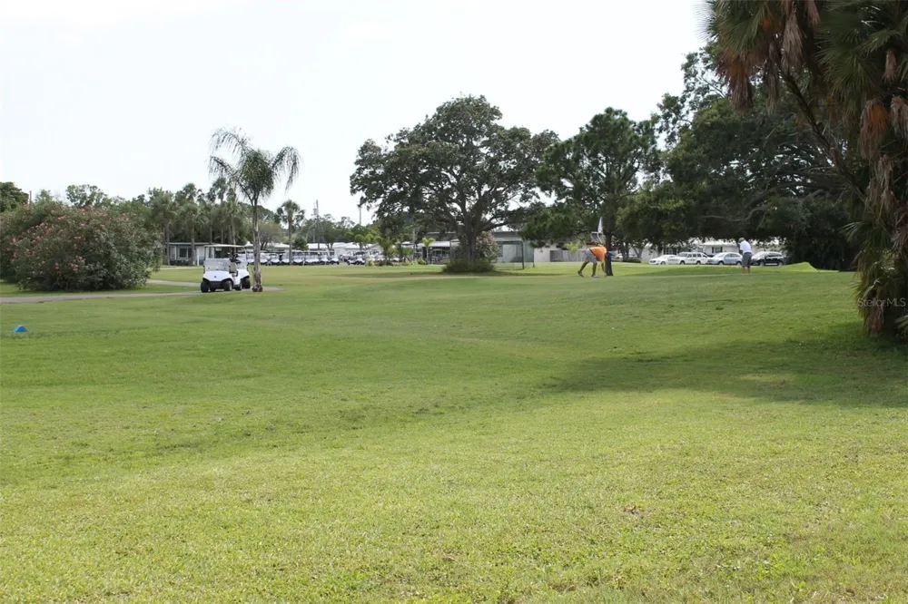 9045 40TH STREET Pinellas Park, FL 33782