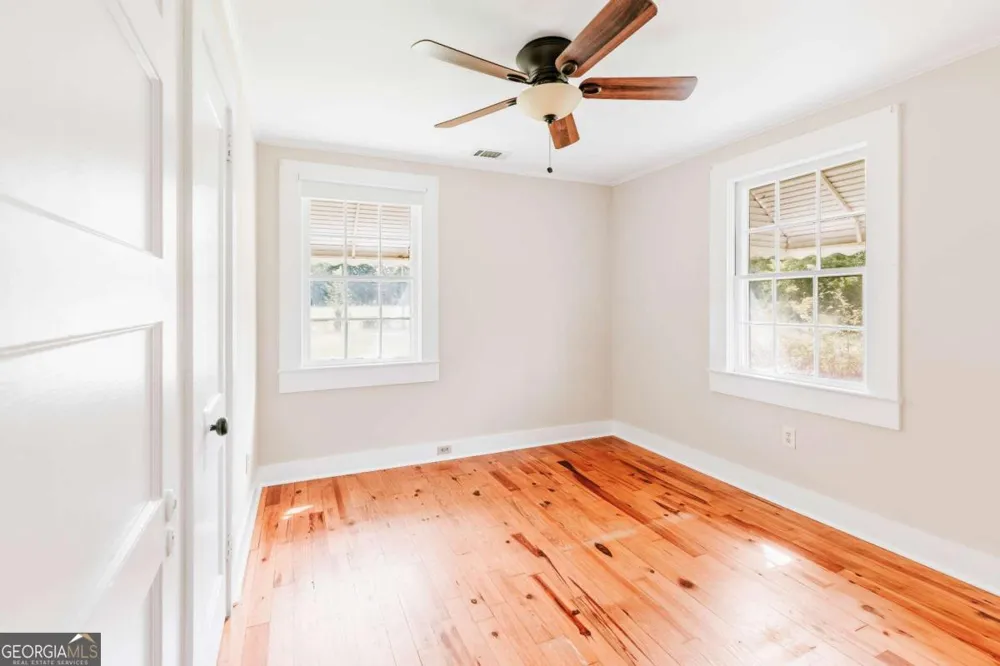 6 Burt RD Carlton, GA 30627