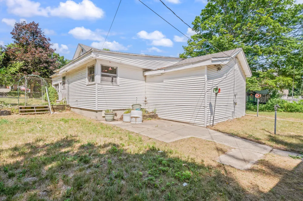 406 Marion Avenue Big Rapids City, MI 49307