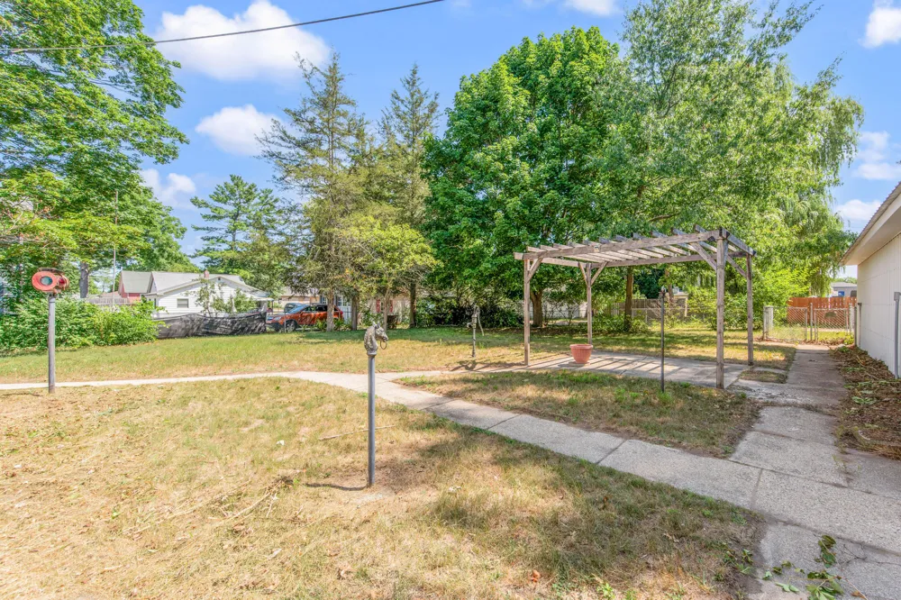 406 Marion Avenue Big Rapids City, MI 49307