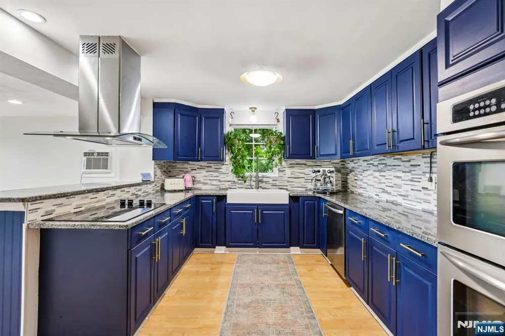 15 Musconetcong Avenue Hopatcong, NJ 07843