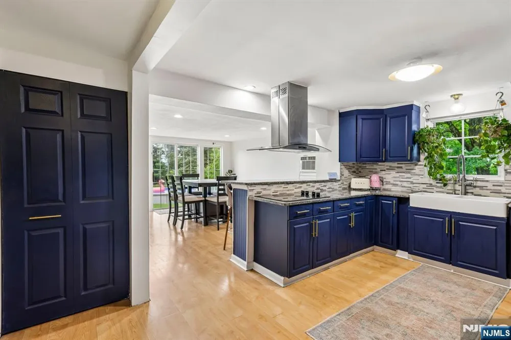 15 Musconetcong Avenue Hopatcong, NJ 07843