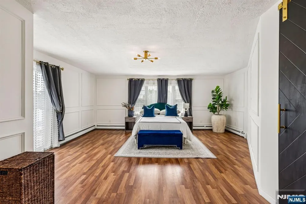 15 Musconetcong Avenue Hopatcong, NJ 07843