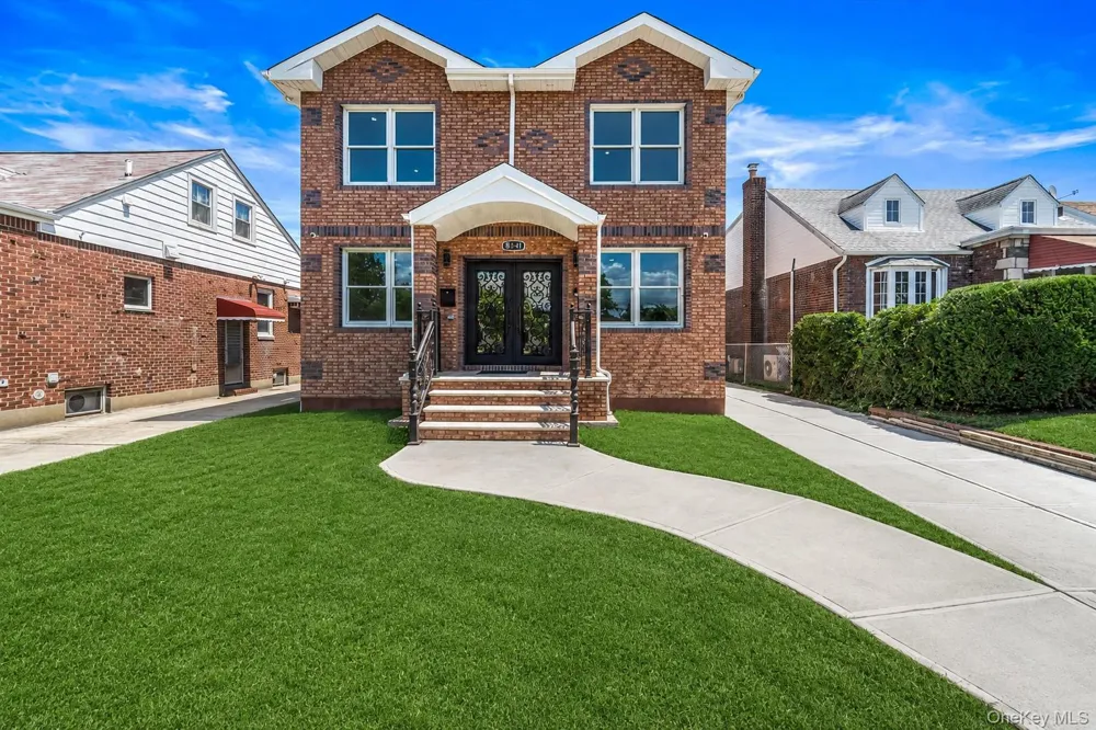 8341 Little Neck Parkway Glen Oaks, NY 11004