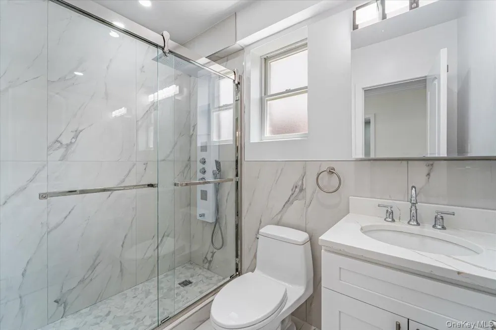 8341 Little Neck Parkway Glen Oaks, NY 11004