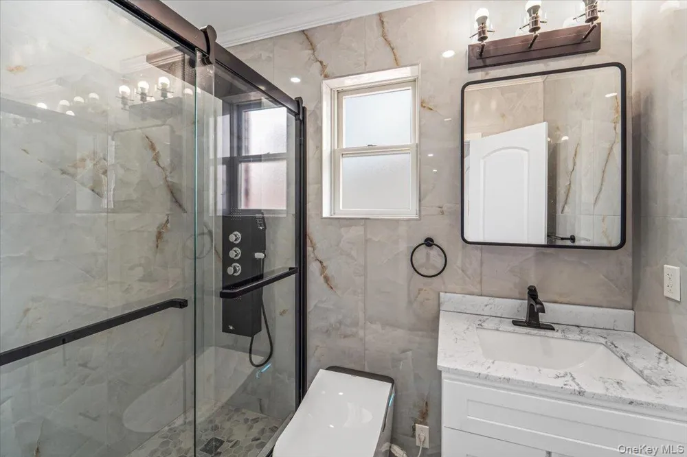 8341 Little Neck Parkway Glen Oaks, NY 11004