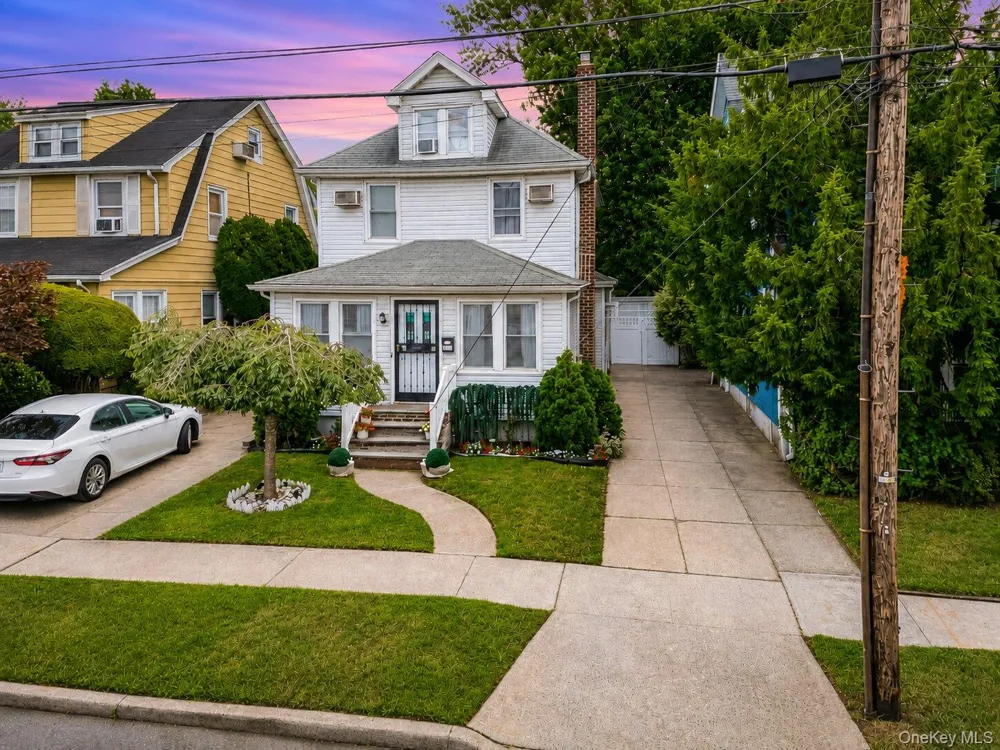 258-10 87th Road Floral Park, NY 11001