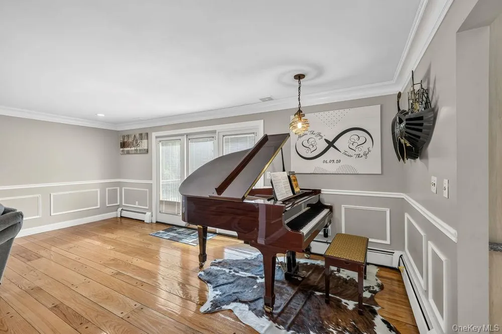 16 Yale Drive New City, NY 10956