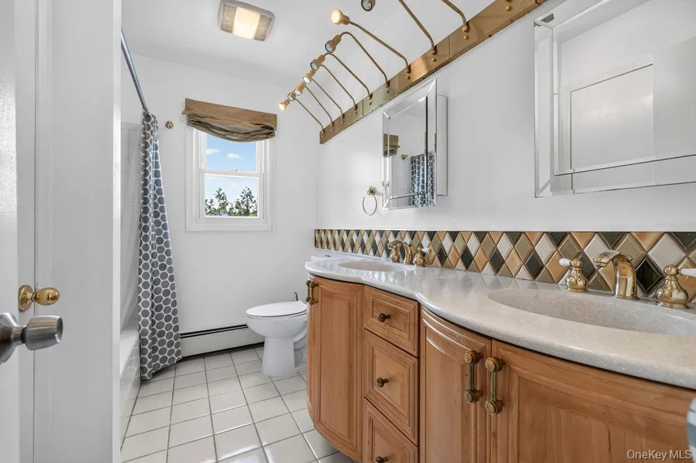 16 Yale Drive New City, NY 10956