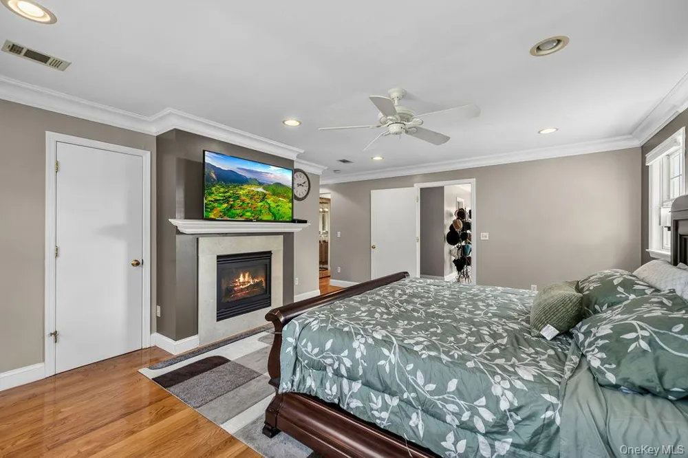 16 Yale Drive New City, NY 10956