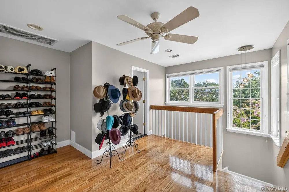 16 Yale Drive New City, NY 10956