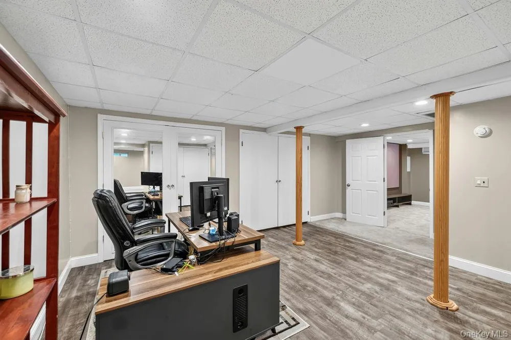 16 Yale Drive New City, NY 10956