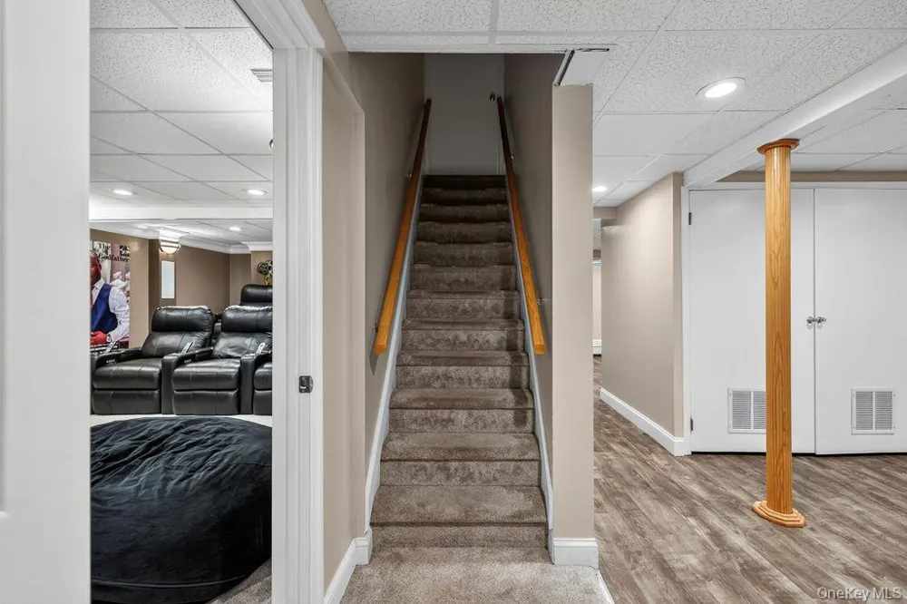 16 Yale Drive New City, NY 10956