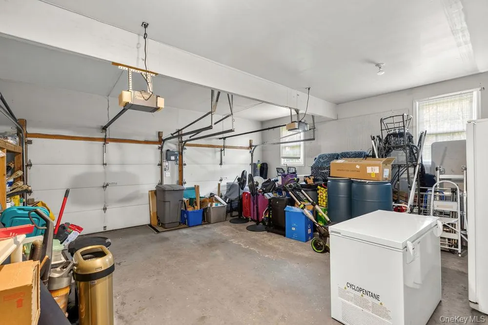 16 Yale Drive New City, NY 10956