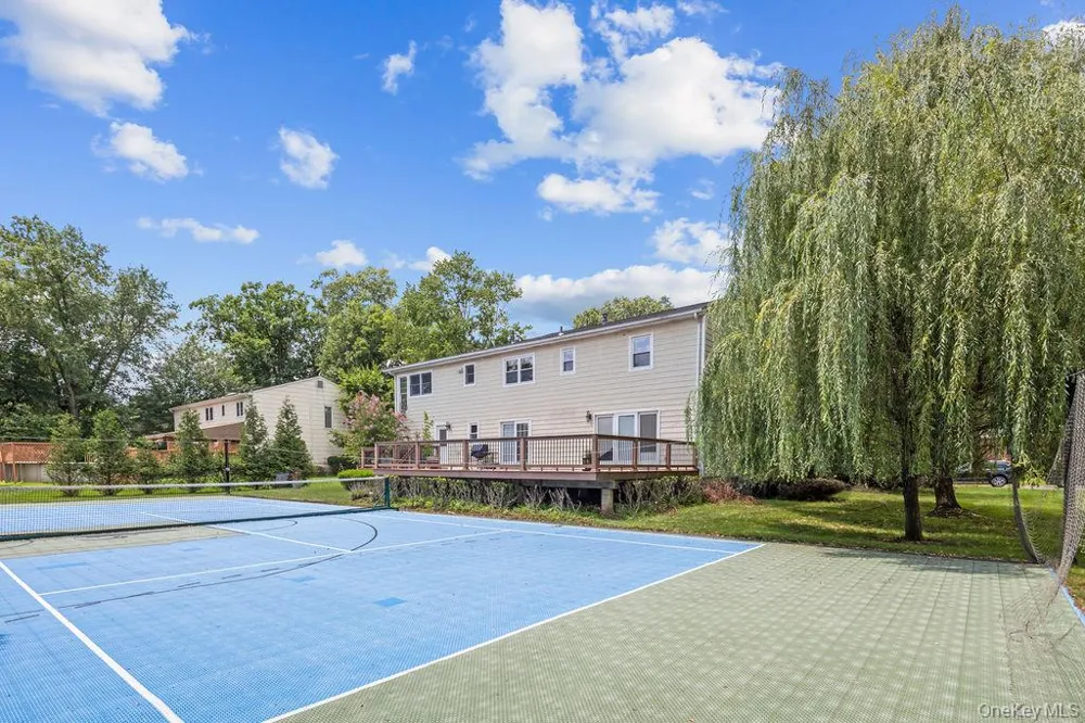 16 Yale Drive New City, NY 10956