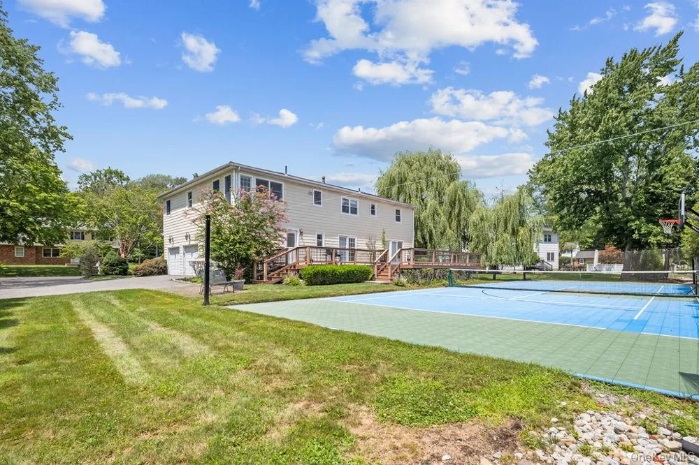 16 Yale Drive New City, NY 10956