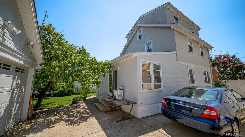 681 Stowe Avenue Baldwin, NY 11510