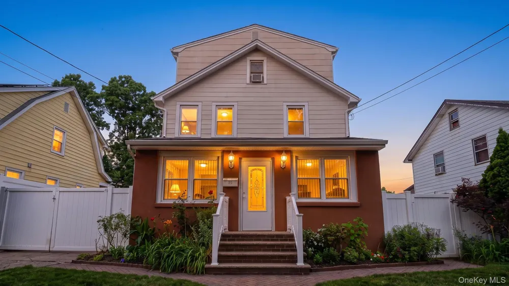 681 Stowe Avenue Baldwin, NY 11510