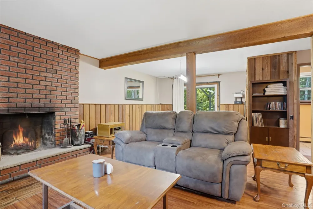 12 Talbot Drive Pleasant Valley, NY 12569
