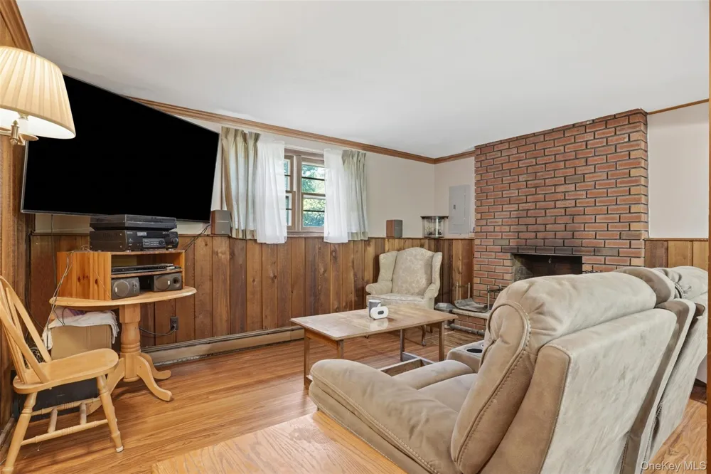 12 Talbot Drive Pleasant Valley, NY 12569