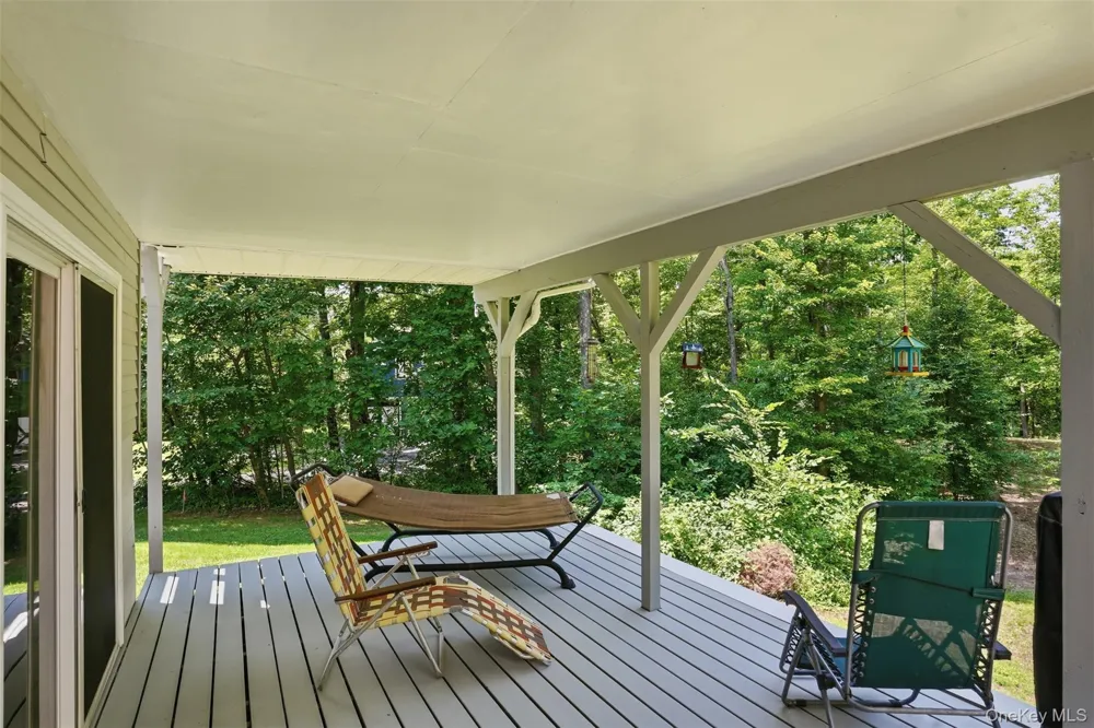 12 Talbot Drive Pleasant Valley, NY 12569