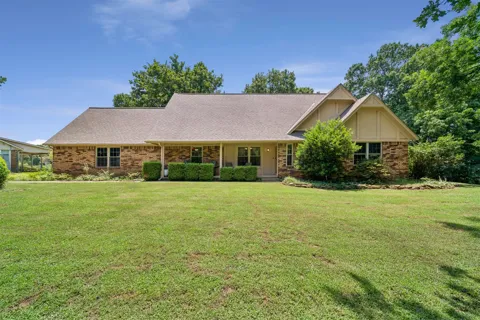 14212 E Dogwood Lane