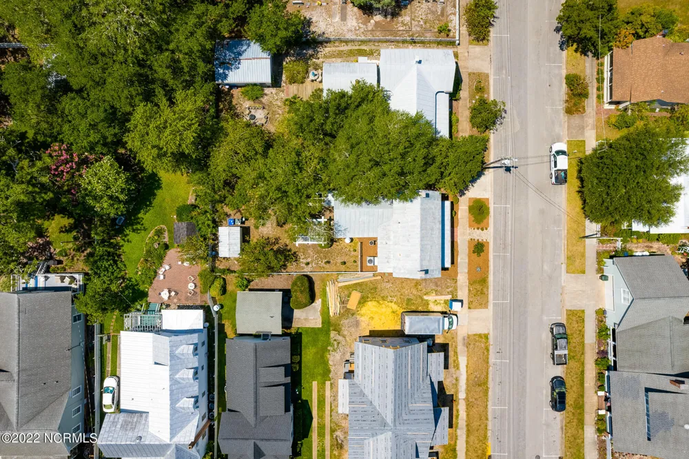 212 Broad Street Beaufort, NC 28516