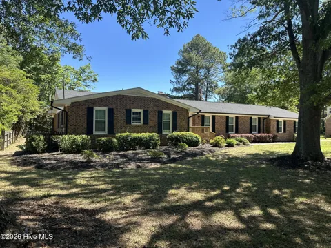 1304 Dogwood Lane