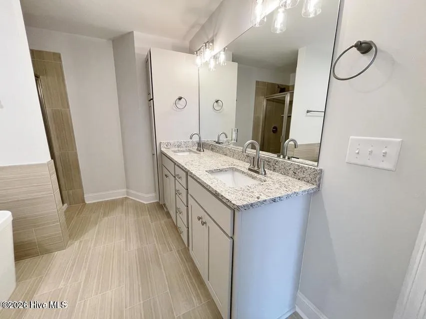 2005 Newbury Way #B Greenville, NC 27834