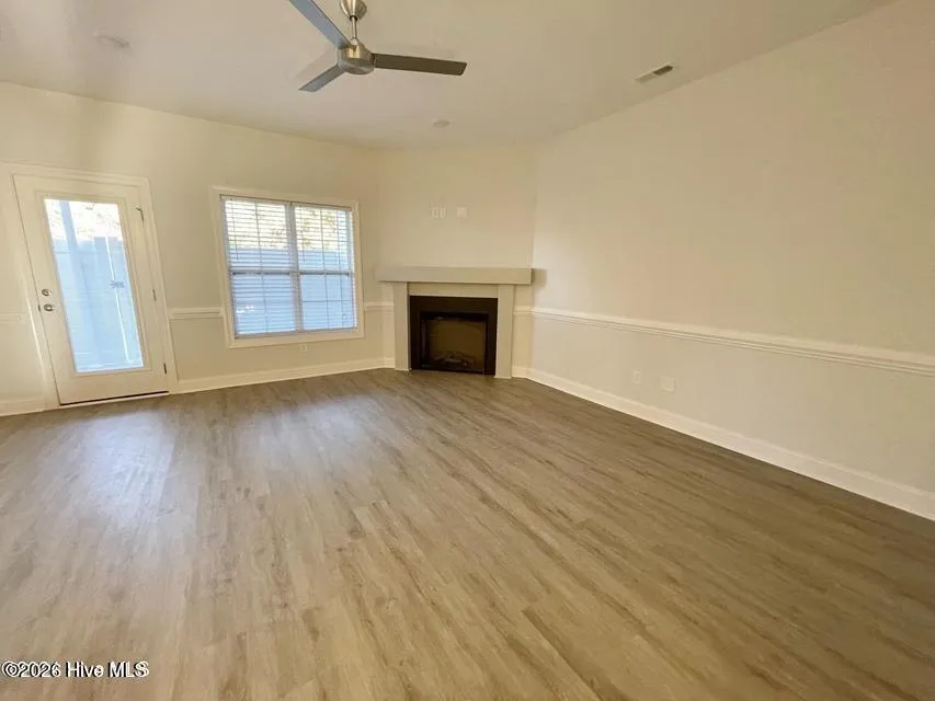 2005 Newbury Way #B Greenville, NC 27834