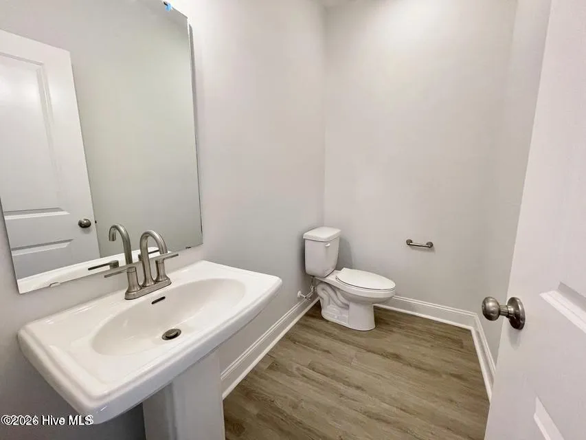 2005 Newbury Way #B Greenville, NC 27834