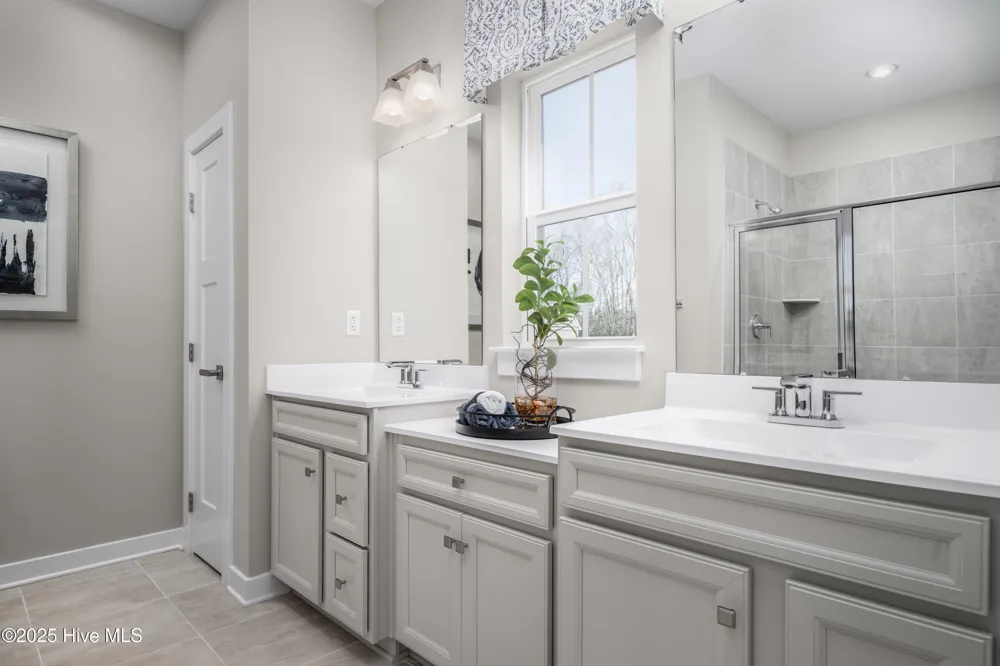 621 Delia Circle Navassa, NC 28451
