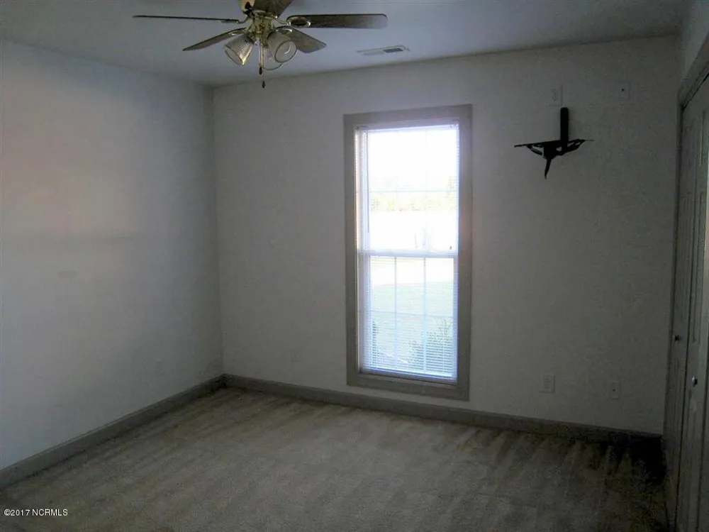 133-2 Starling Road Hubert, NC 28539