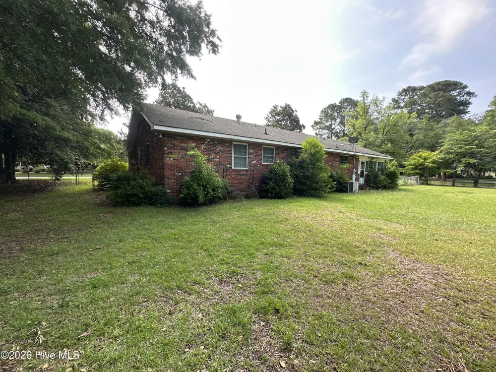 309 Pecan Lane Laurinburg, NC 28352