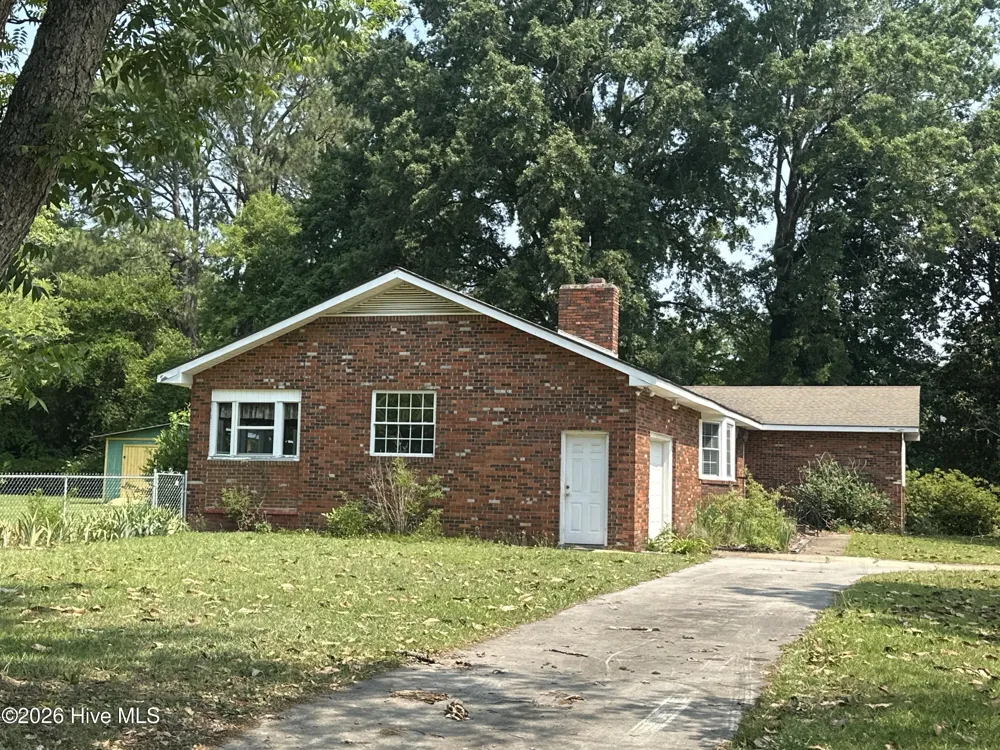 309 Pecan Lane Laurinburg, NC 28352