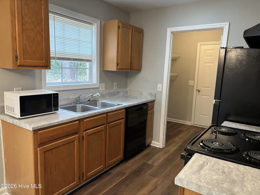 805 Sycamore Street Aberdeen, NC 28315